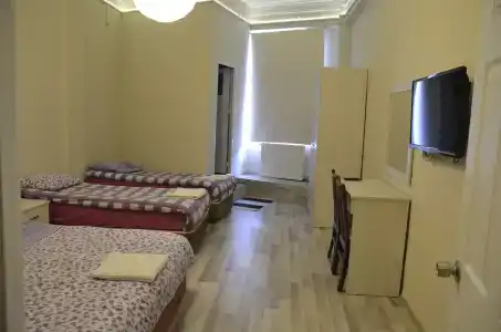 Erenler & Hostel - 65
