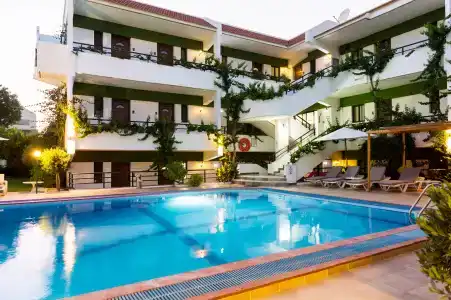 Terinikos Apart-Hotel - 1