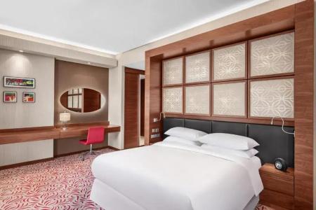 Four Points by Sheraton - 6