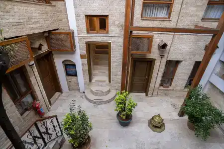 Zeynep Hanim Konagi - 7