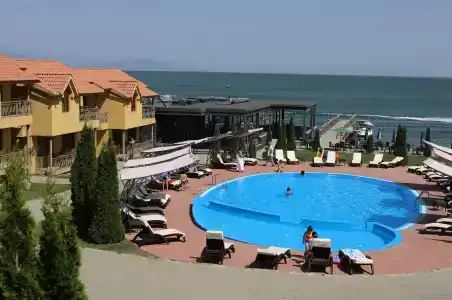 Best Western Bohemian Resort - 2