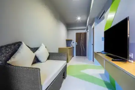 Atelier Suites - 100