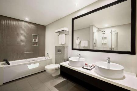 Wyndham Garden - 19