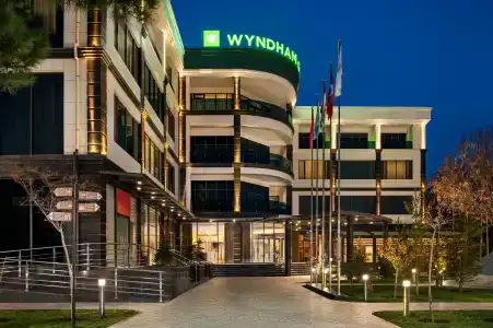 Wyndham Garden - 1
