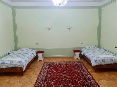 Royal Boutique on Kievyan - 43