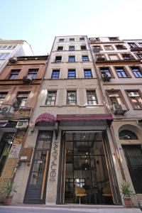 Taksim Avenue - 1
