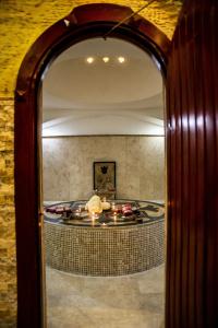 Lapis Inn & Spa ( Ex. Ambassador) - 37