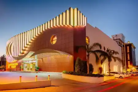 Grand Pasha & Spa Kyrenia - 1