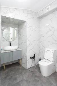 Caspian Pearl Boutique - 32