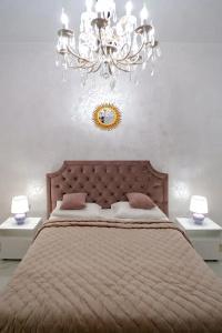 Silver House - 26