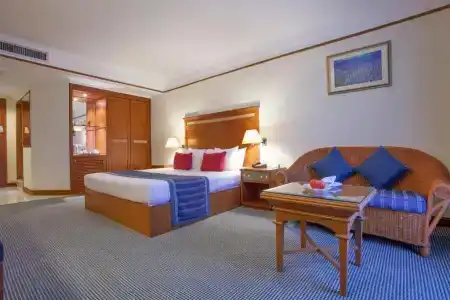 Cholchan Pattaya Beach Resort - Sha Extra Plus - 16