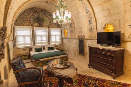 Solo Cave Suites - 24