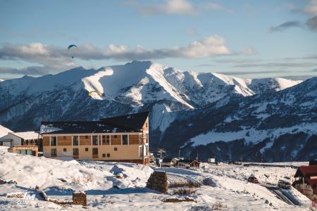 Khizina Rezo | REZO HUT - 1