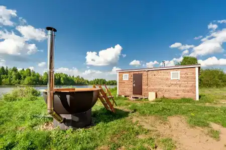Домик на двоих с панорамным окном - 87