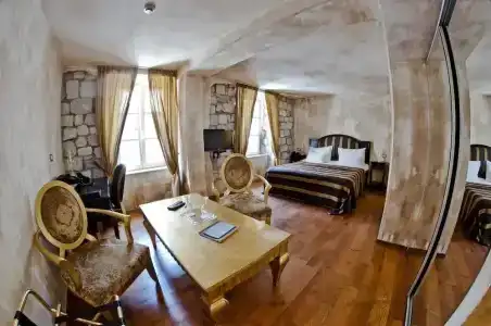 Boutique Astoria - 29