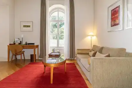 Tomtom Suites - 57