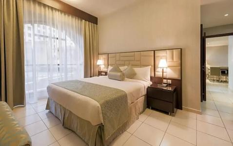 Suha Jbr - 29