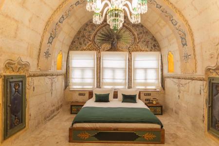 Solo Cave Suites - 27