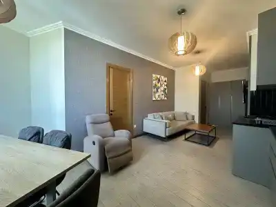 Season Suite Apart - 66