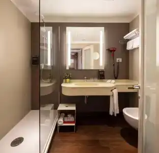 Best Western Plus City - 70