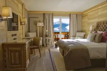 Royal - 18
