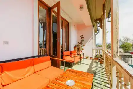 Guest House Top Floor - 15