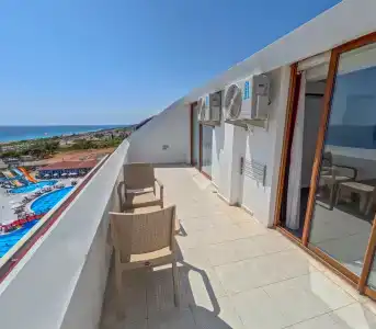 Laphetos Beach Resort & Spa - 88