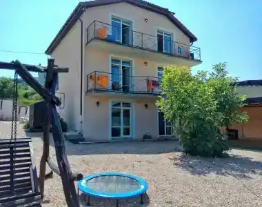 Варна - 18