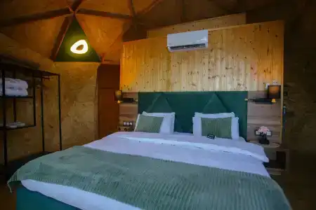 Marina kvariati - 12