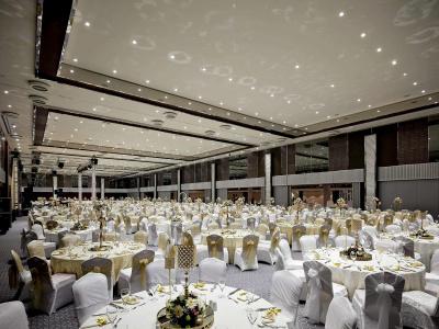 Pullman Istanbul & Convention Center - 16