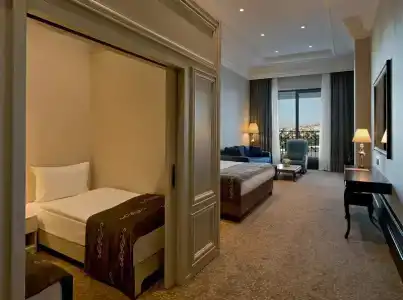 Isfanbul Holiday Home & Suites - 11
