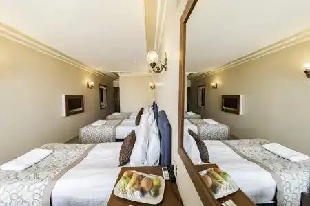 Grand Hamit - 48