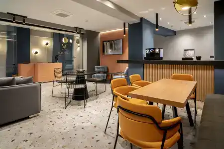 Magenta Luxury Suites - 7