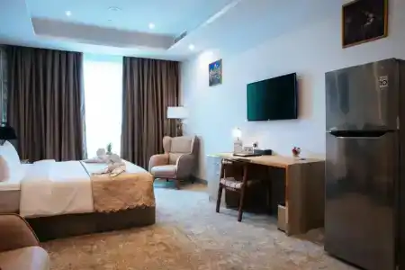 Al Mansour Plaza - 16