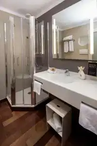 Best Western Plus City - 44