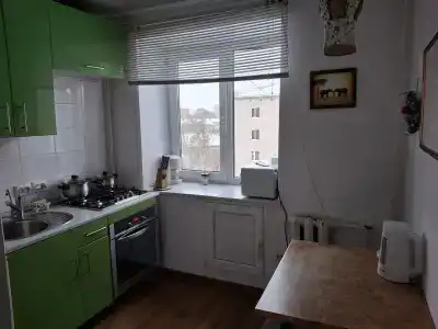 в центре - 16