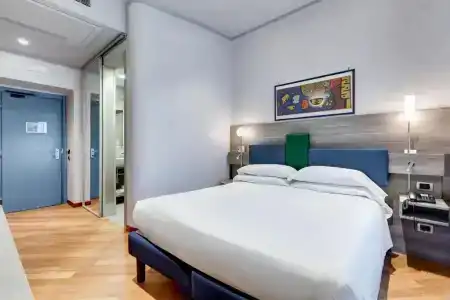 Best Western Plaza - 66