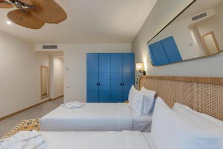 MiraMar Luxury Residences - 18