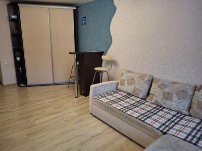 в центре - 15