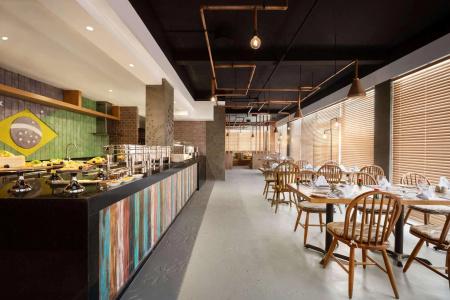 Wyndham Garden - 38