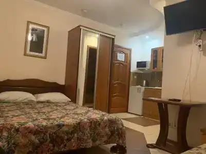 Eleni - 85
