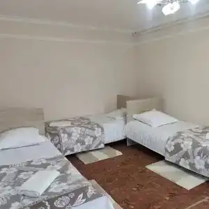 Uyut house - 19