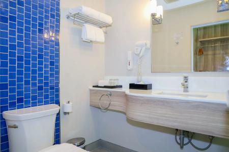 Holiday Inn Express Krabi Ao Nang Beach - 77