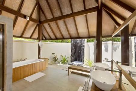 Dhigufaru Island Resort - 17