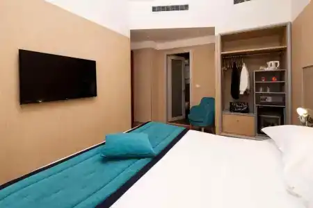 Best Western Plus City - 68
