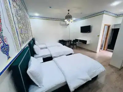 Shakhina - 37
