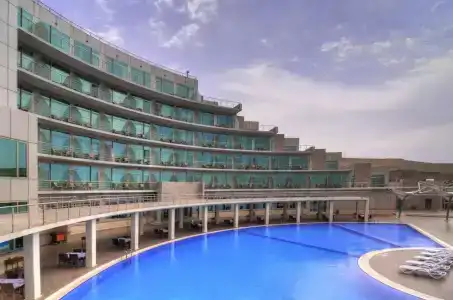 Ramada by Wyndham Baku - 2