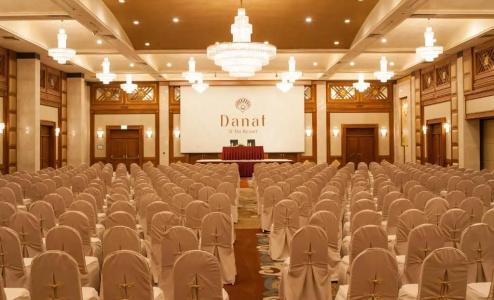 Danat Al Ain Resort - 8