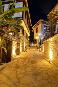 WOO Town Suites - 26