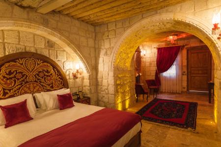 Solo Cave Suites - 118